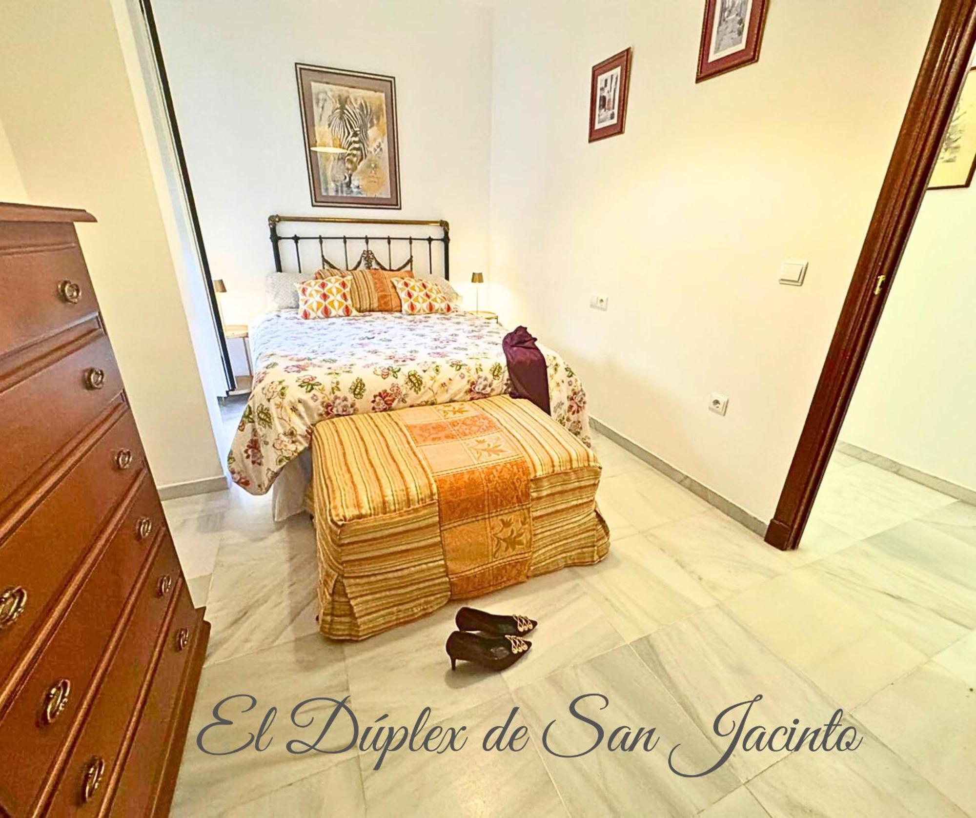 El Duplex De San Jacinto Lejlighed Sevilla Eksteriør billede
